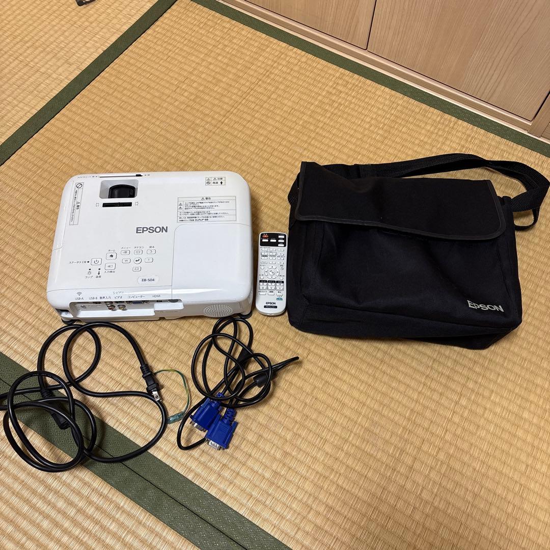 EPSON EB-S04 プロジェクター 本体