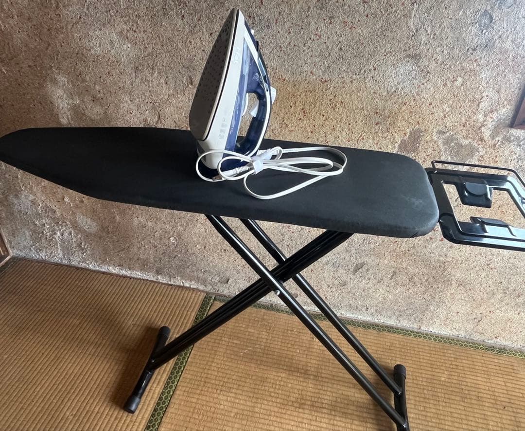 【美品】T-falスチームアイロンとアイロン台セット 【送料無料】