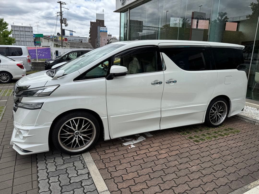 と*ん様 245/40R20 アルファード・ヴェルファイア30 タイヤホイールセ