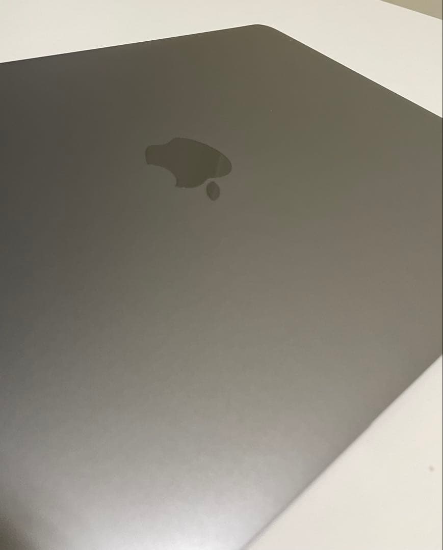 MacBook Air (M1, 2020) スペースグレー