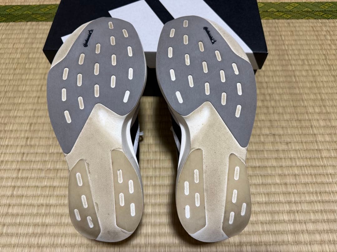 アディダス　アディゼロEVO SL 26.5cm