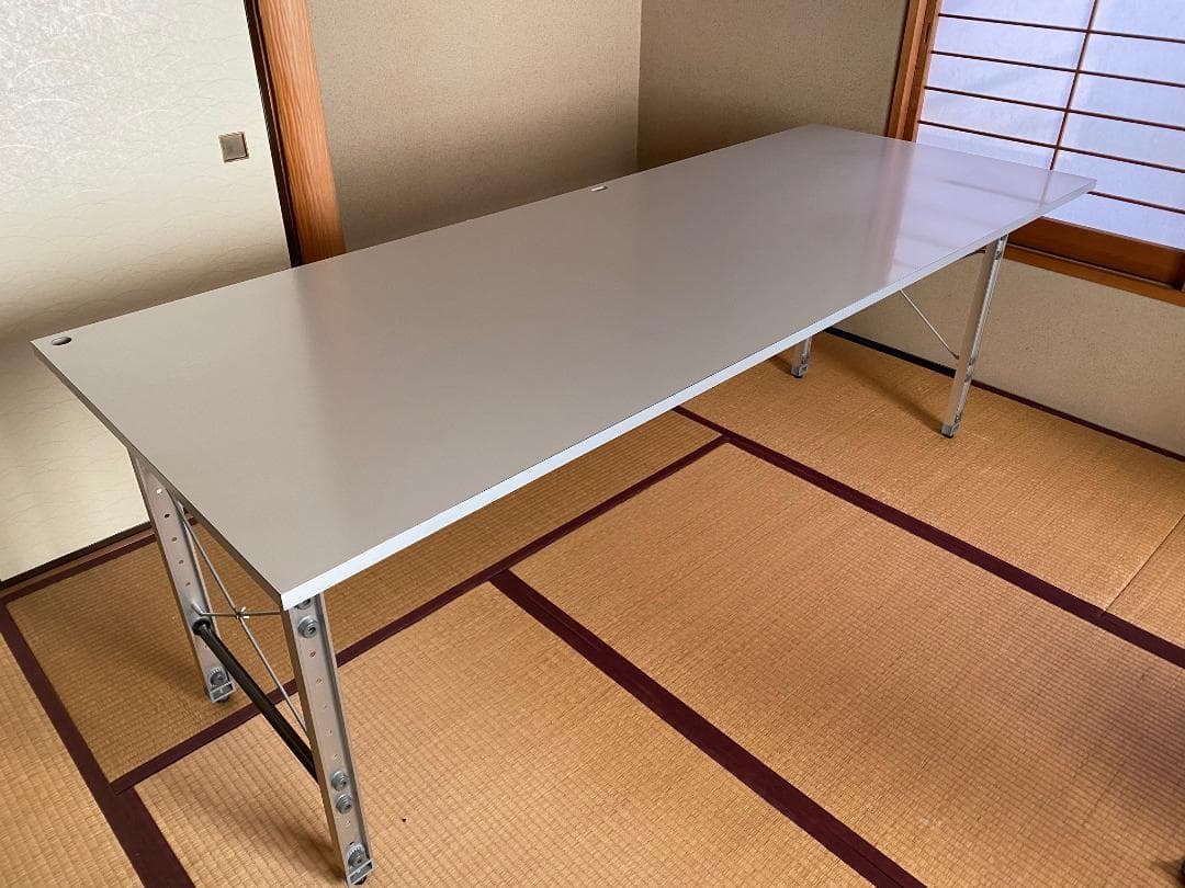 ワーキングデスク / 作業テーブル