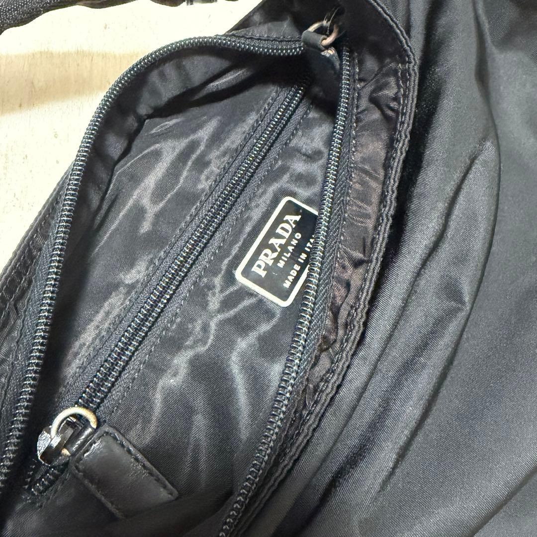 PRADA プラダ　ショルダーバッグ