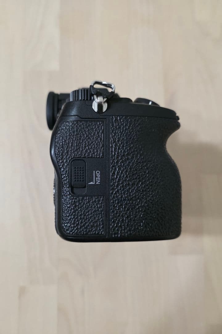 [予備バッテリー付き] SONY α7M4 ILCE-7M4 ミラーレスカメラ