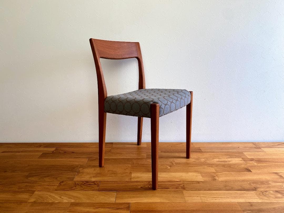 こでまり スウェーデン製 チーク チェア ミナペルホネン仕上済