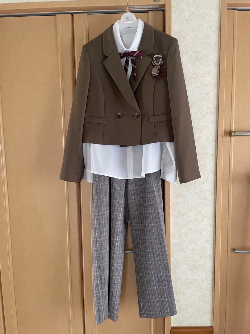 walts by BEAMS DESIGN 女子パンツスーツ　160センチ