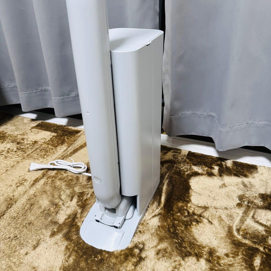 Panasonic パナソニック コードレス掃除機　MC-NS70F