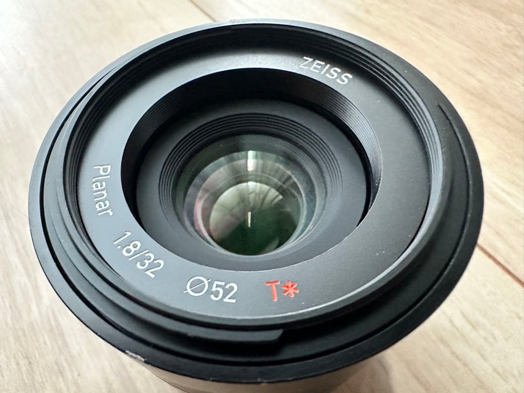 【最終値下】Zeiss Touit 32mm1.8 Xマウント