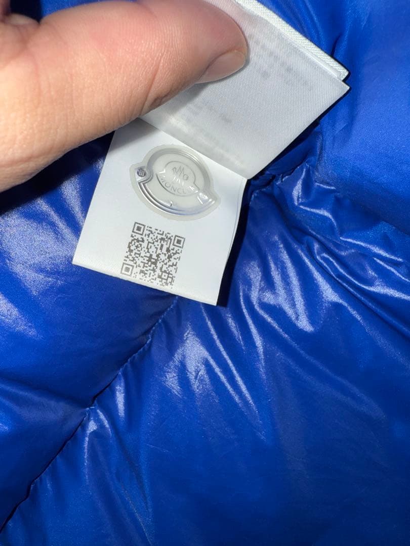 Moncler フード付きダウンジャケット 青　montcla サイズ1