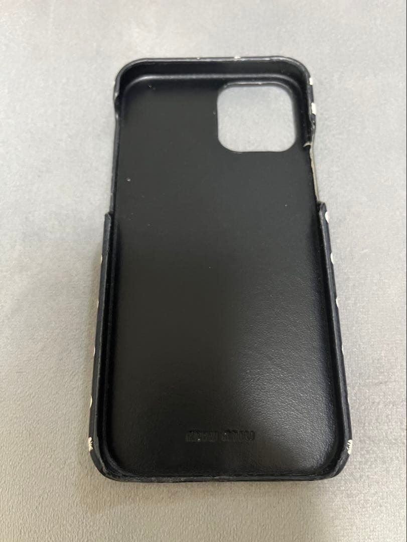 miumiu ドット柄レザースマホケース　iPhone12Pro Max