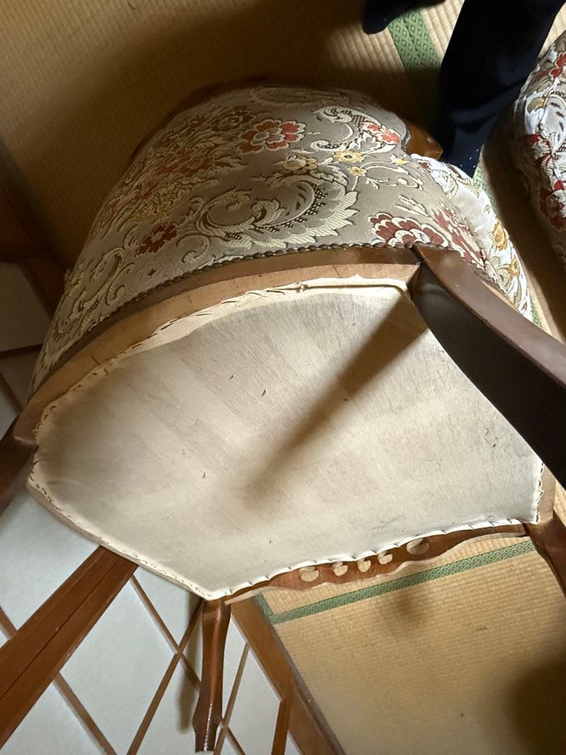 ソファ 1p イタリア製 ロココ調 姫系　猫脚 アンティーク風ダマスク柄