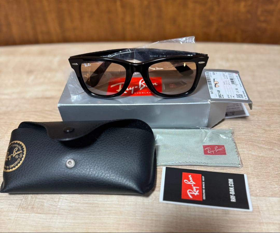 Ray-Ban ［レイバン］RB2140F WAYFARER