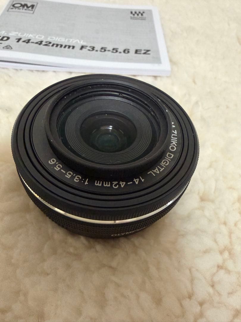 m.zuiko digital 14-42mm f3.5-5.6 ez レンズ