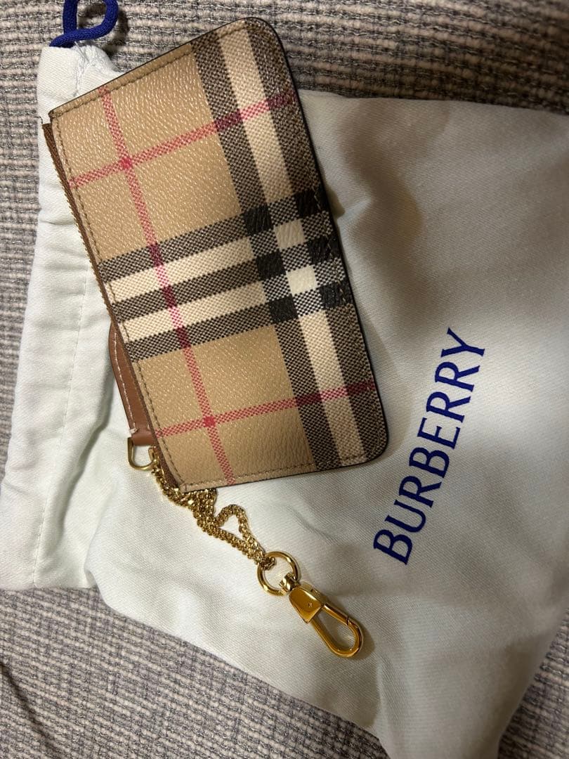 Burberry ケース