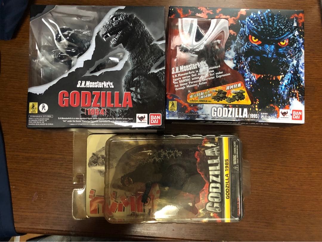 k*i様 S.H.MonsterArts ゴジラ　NECA ゴジラ1984 フィ