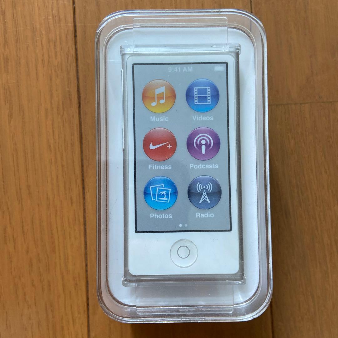 新品未使用APPLE iPod nano 16GBホワイトシルバー
