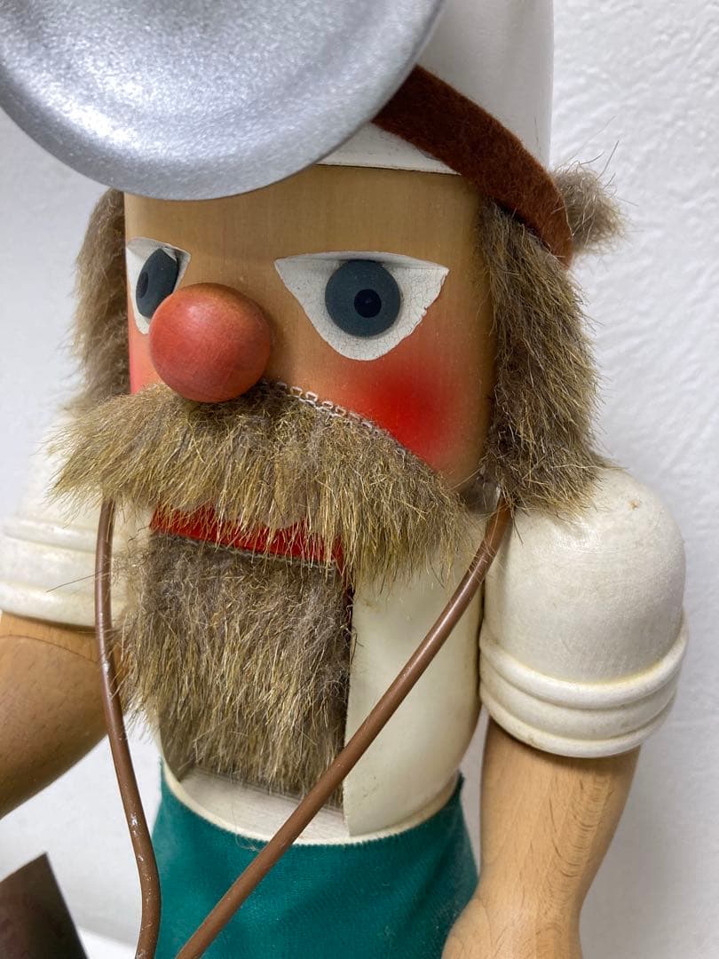 クリスチャンウルブリヒトの医者のくるみ割り人形　オルゴール付　ドイツ製