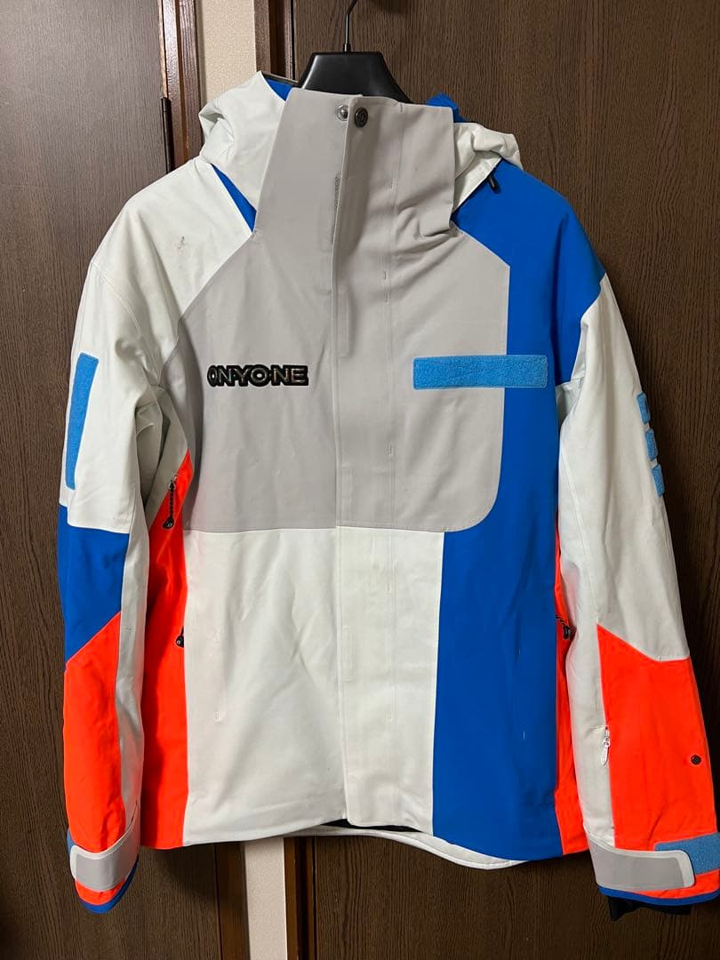 えっつん ONYONE スキーウェア上下