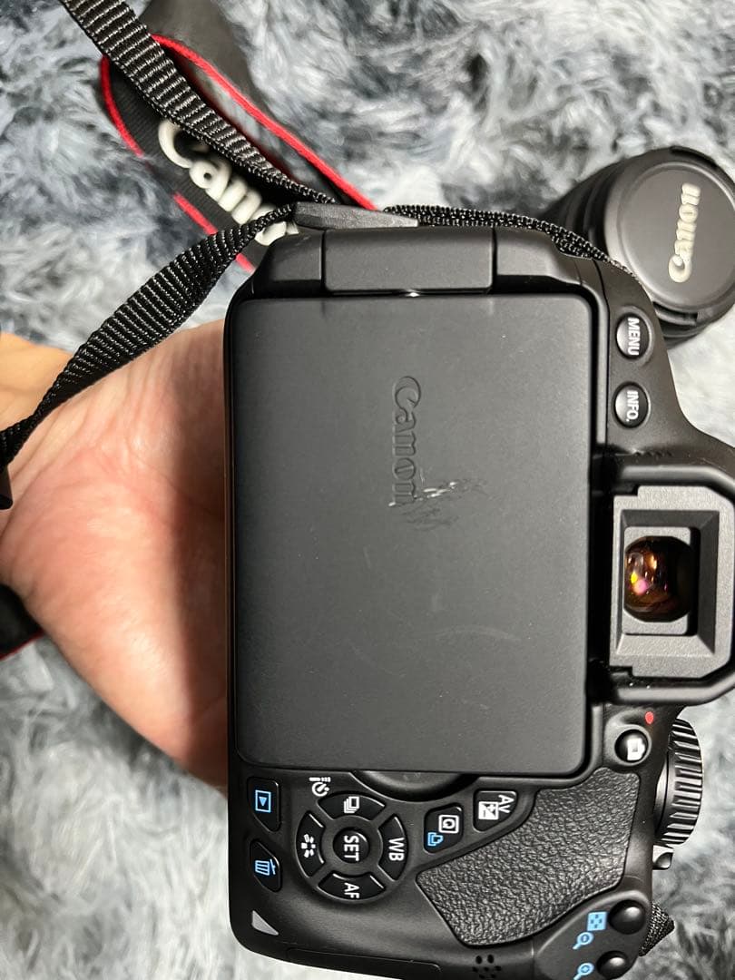 Canon Eos kiss x6iデジタル一眼レフカメラ ダブルズームキット