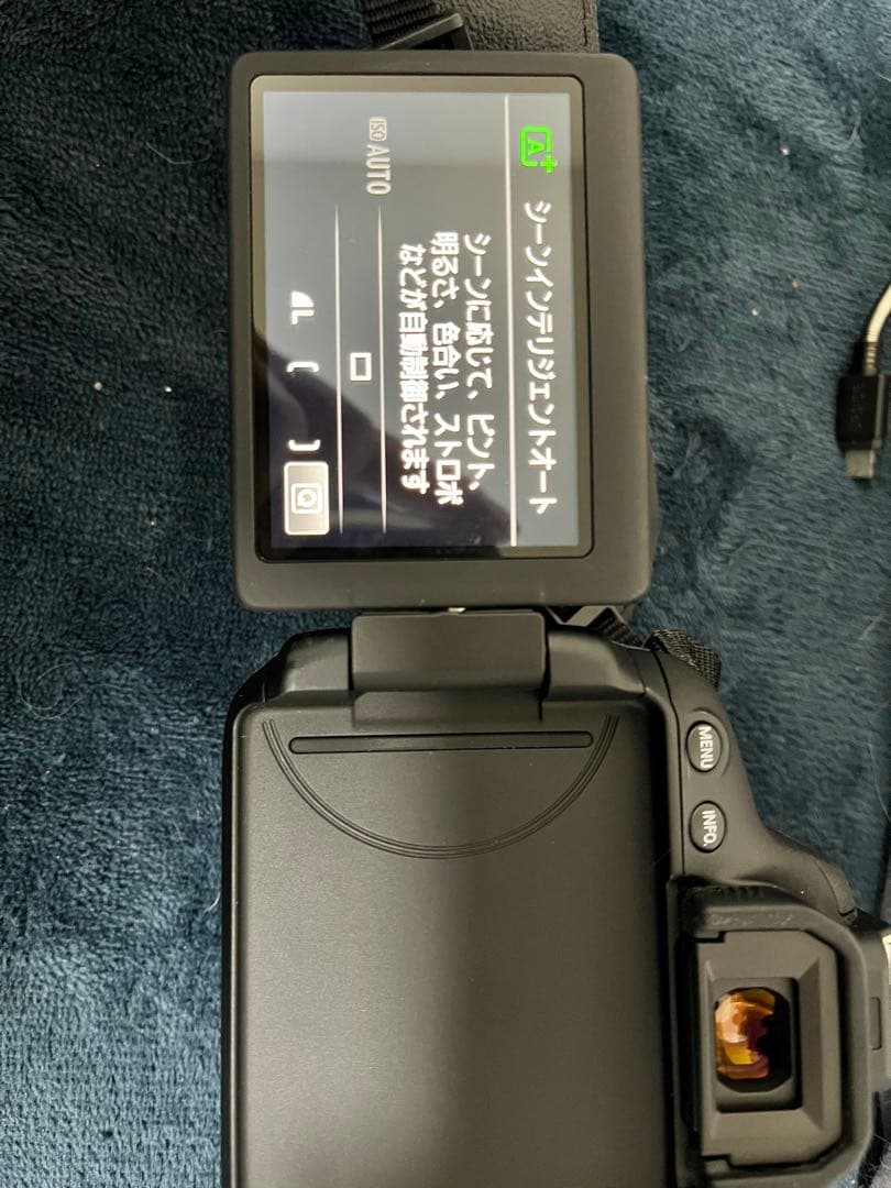 Canon Eos kiss x6iデジタル一眼レフカメラ ダブルズームキット