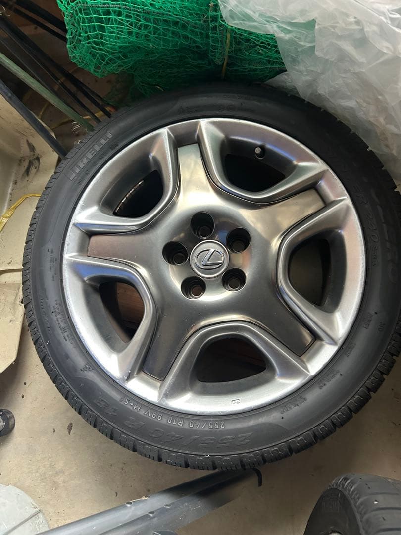 yacchiレクサスSC430 18インチスタッドレス