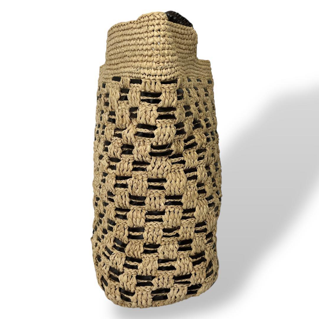 良品　ヘレンカミンスキー　かごバッグ　編み込み　ロゴプレート　ラフィア　ベージュ