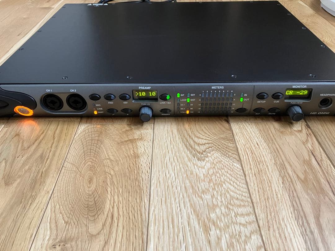 Avid HD OMNI インターフェイス(付属ケーブル同梱)