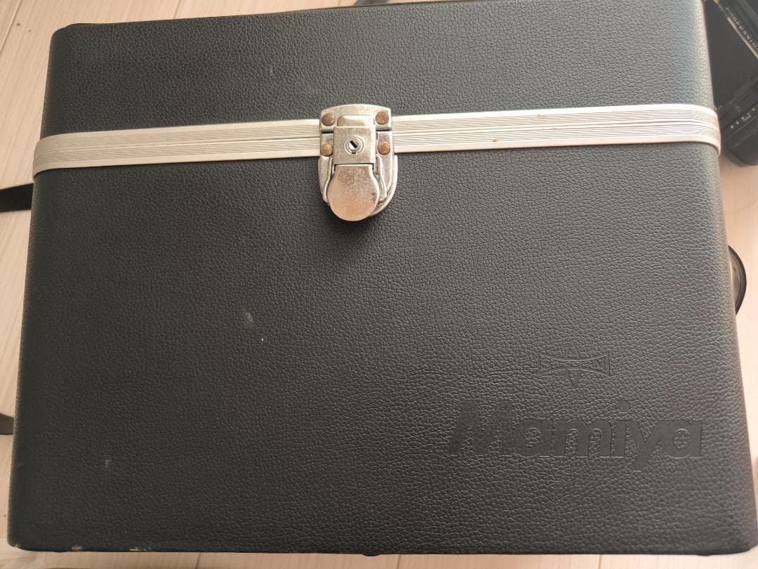 Mamiya RB67 中判カメラ　付属品・ケース付