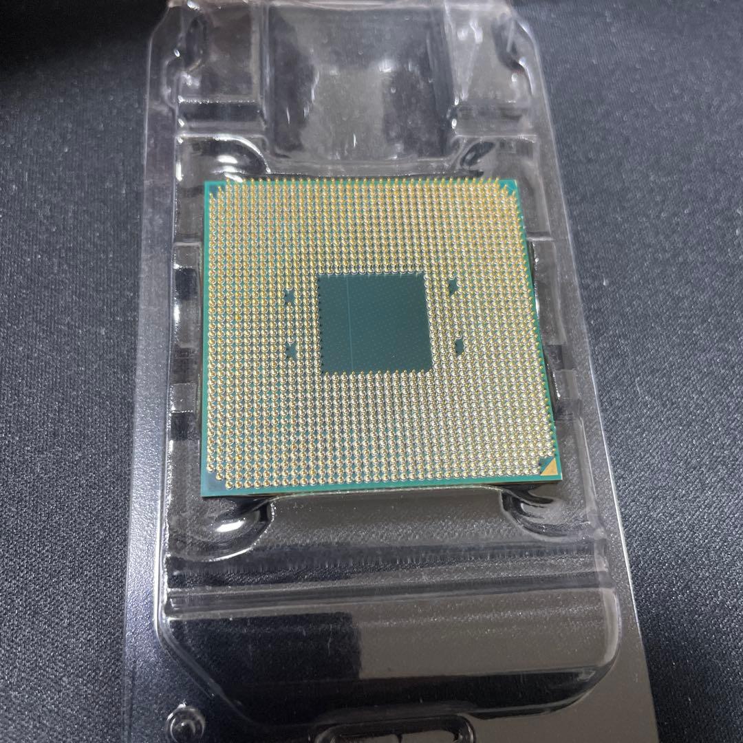 CPU AMD Ryzen 7 3700X