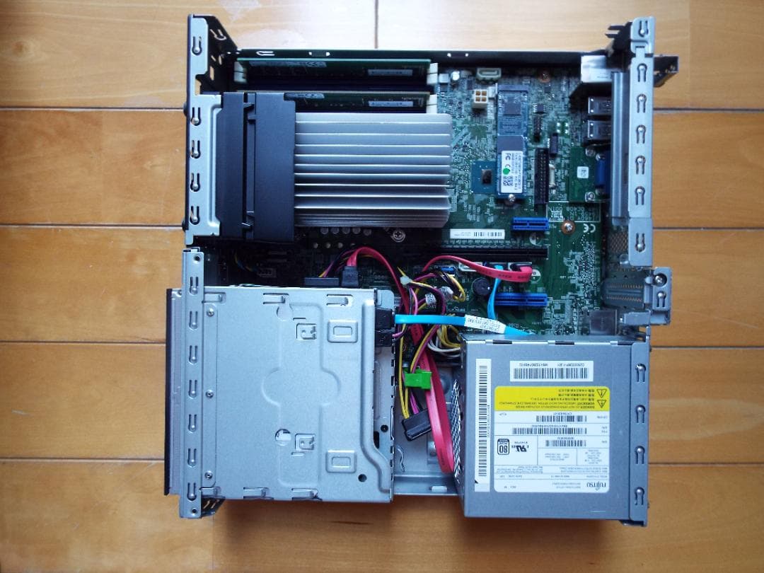 Windowsデスクトップ ESPRIMO D7010/FX i3-10100 16G SSD256+HDD