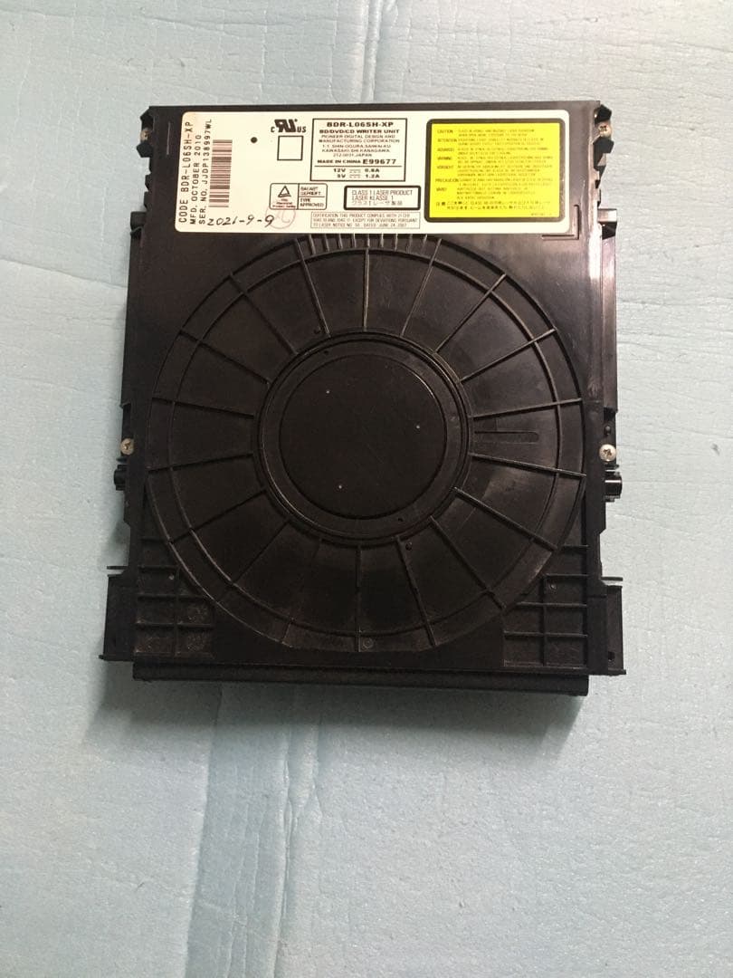 SHARP BDレコーダーのBDドライブBDR-L06SH-XP