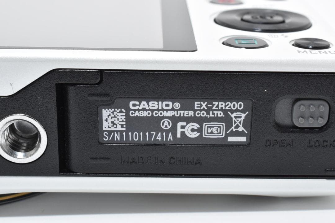 ★超美品★カシオ EXILIM EX-ZR200 箱あり #20696