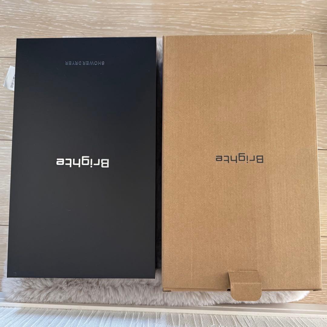 Brighte シャワードライヤー 付属品付き‼️