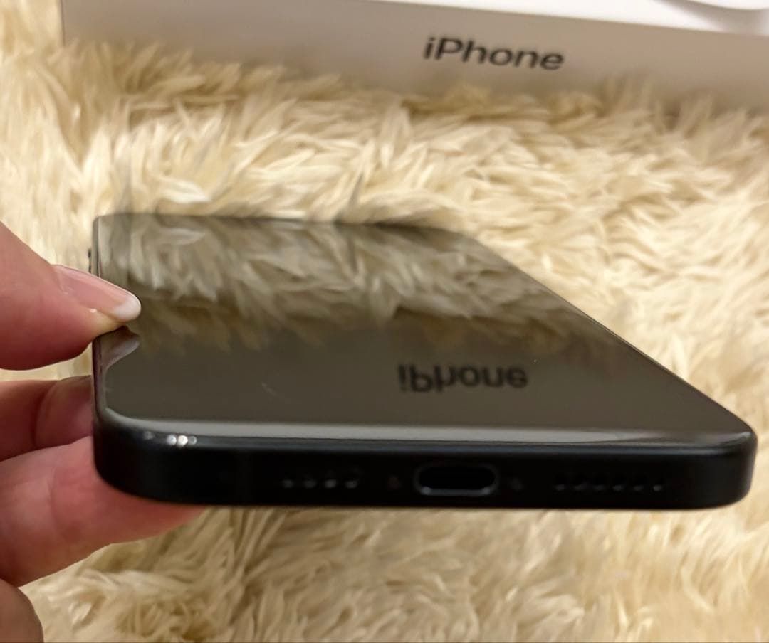 Apple iPhone 15 Plus ブラック SIMフリー 128GB