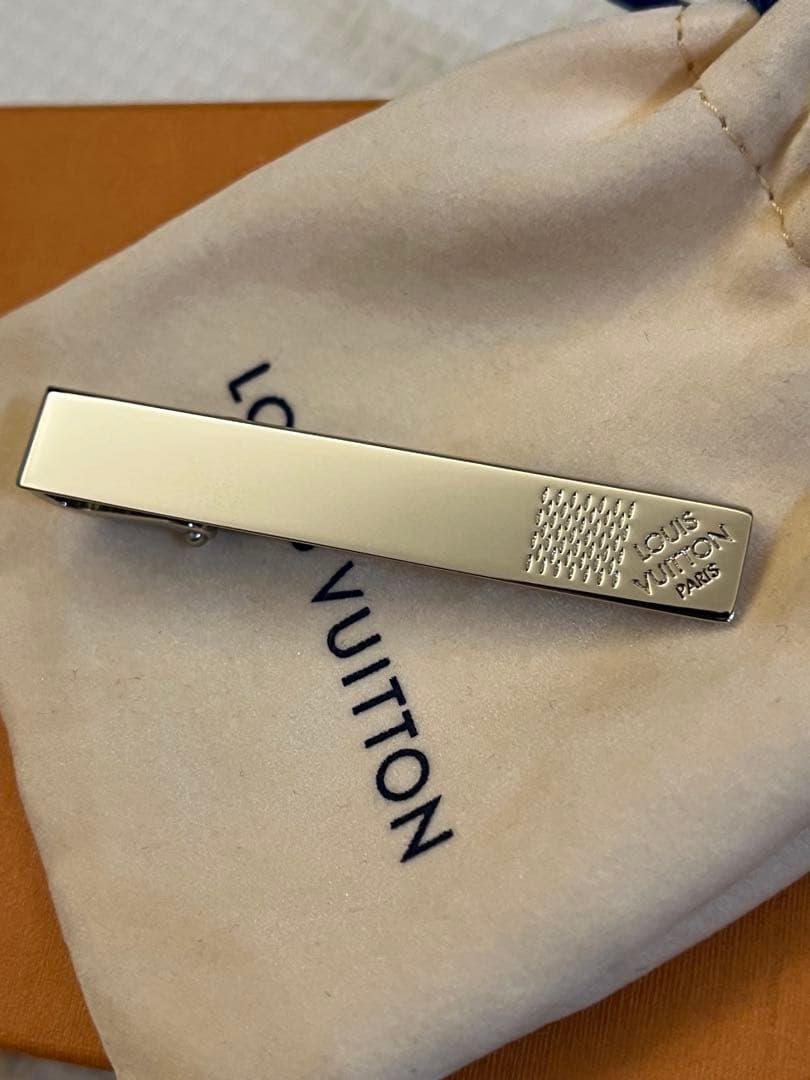 廃盤 未使用品ルイヴィトン ネクタイピン パンスクラヴァットダミエ M61976