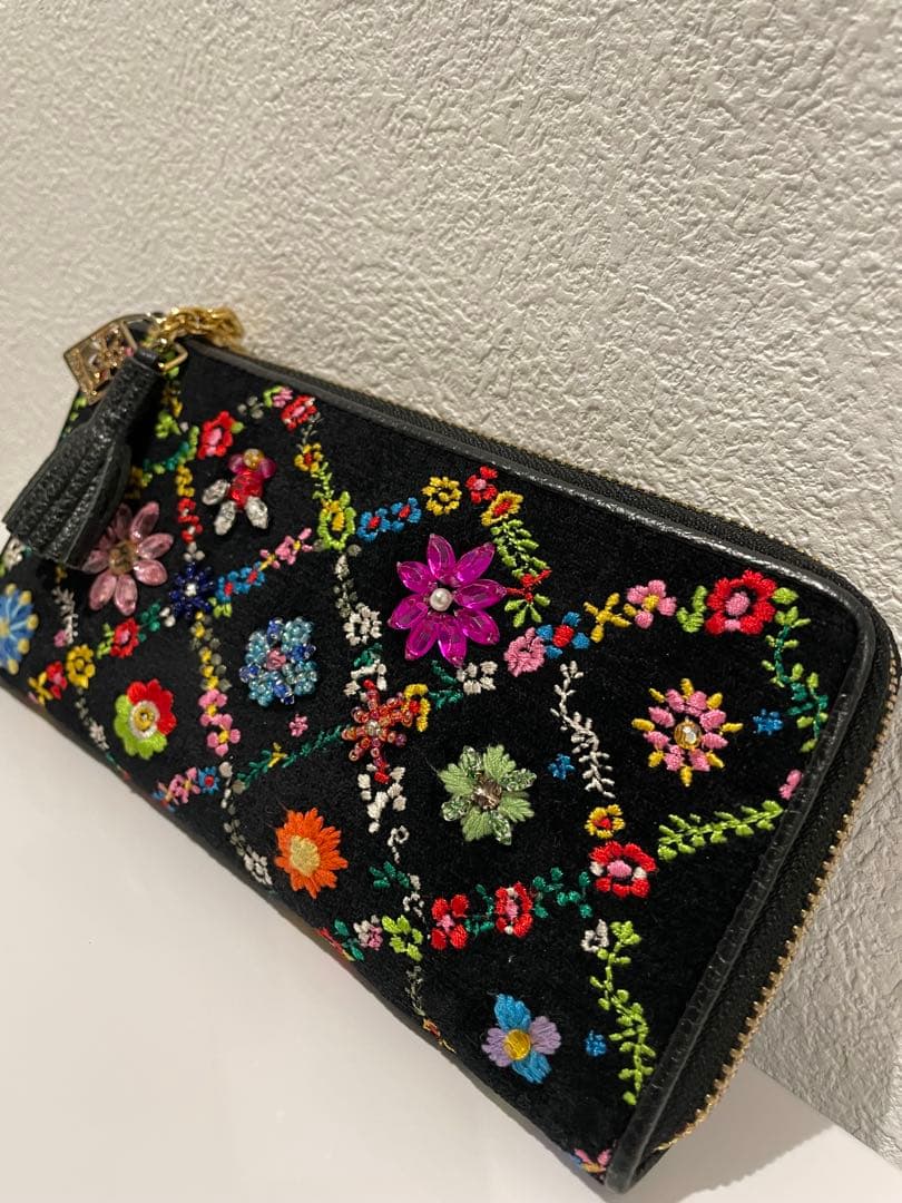 【コメ欄御一読お願い致します】オーバーザレインボーL型長財布 Think Bee