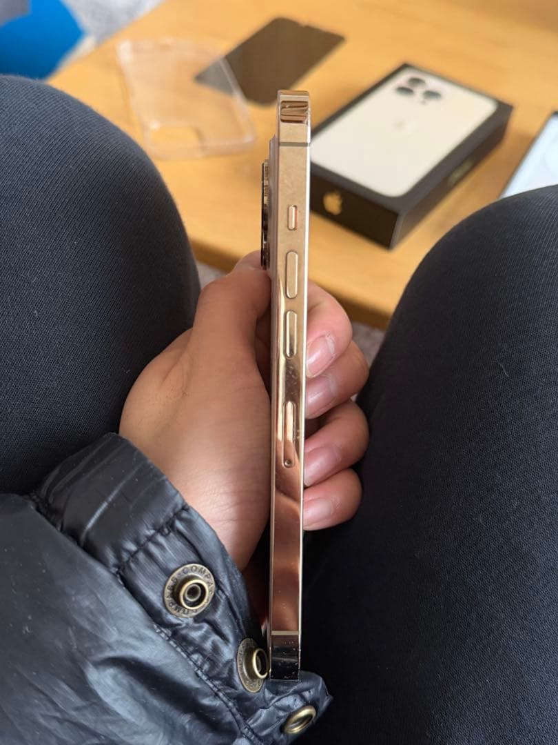 Apple iPhone 13 Pro ゴールド　本体　256GB