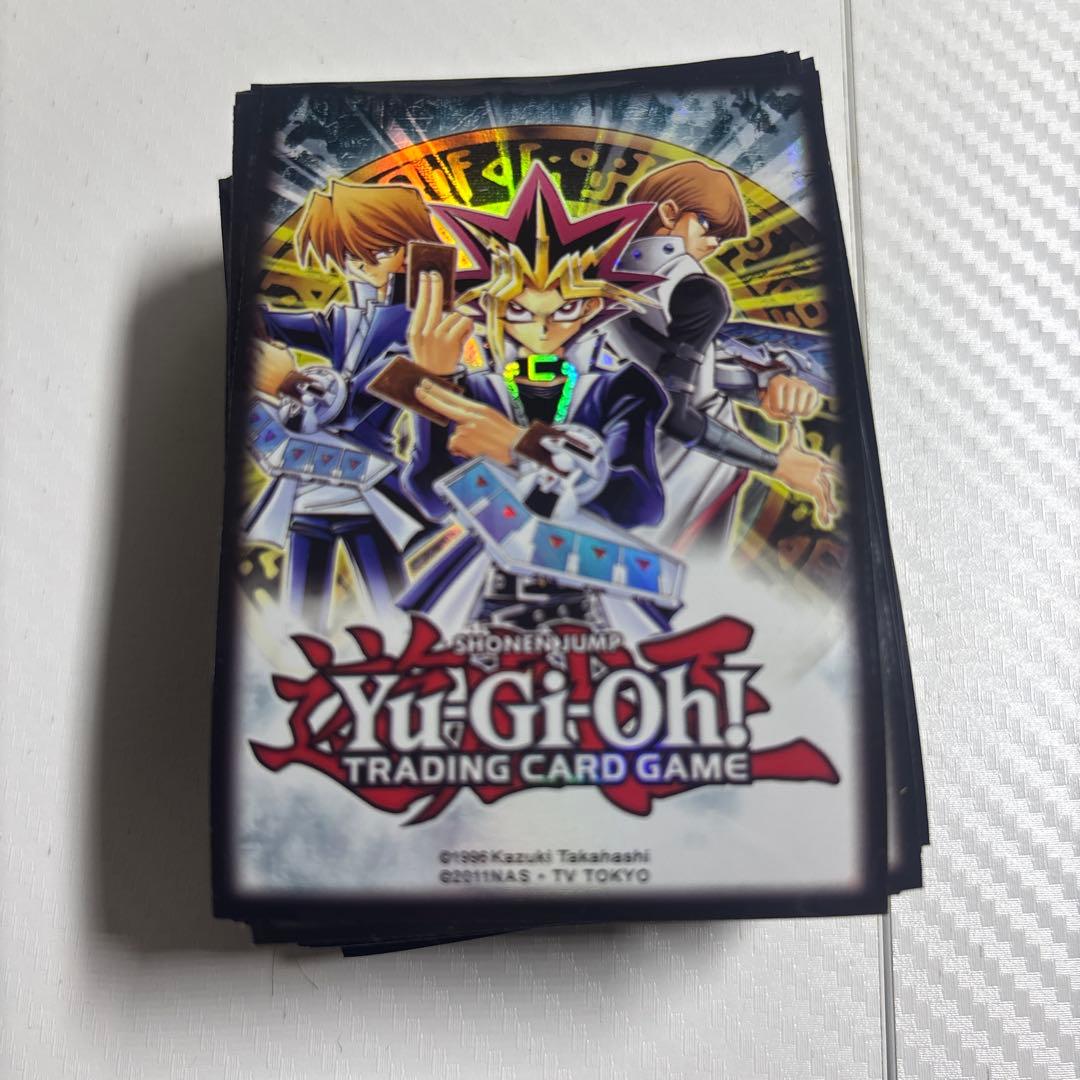 遊戯王　カードスリーブ　遊戯　城之内　海馬