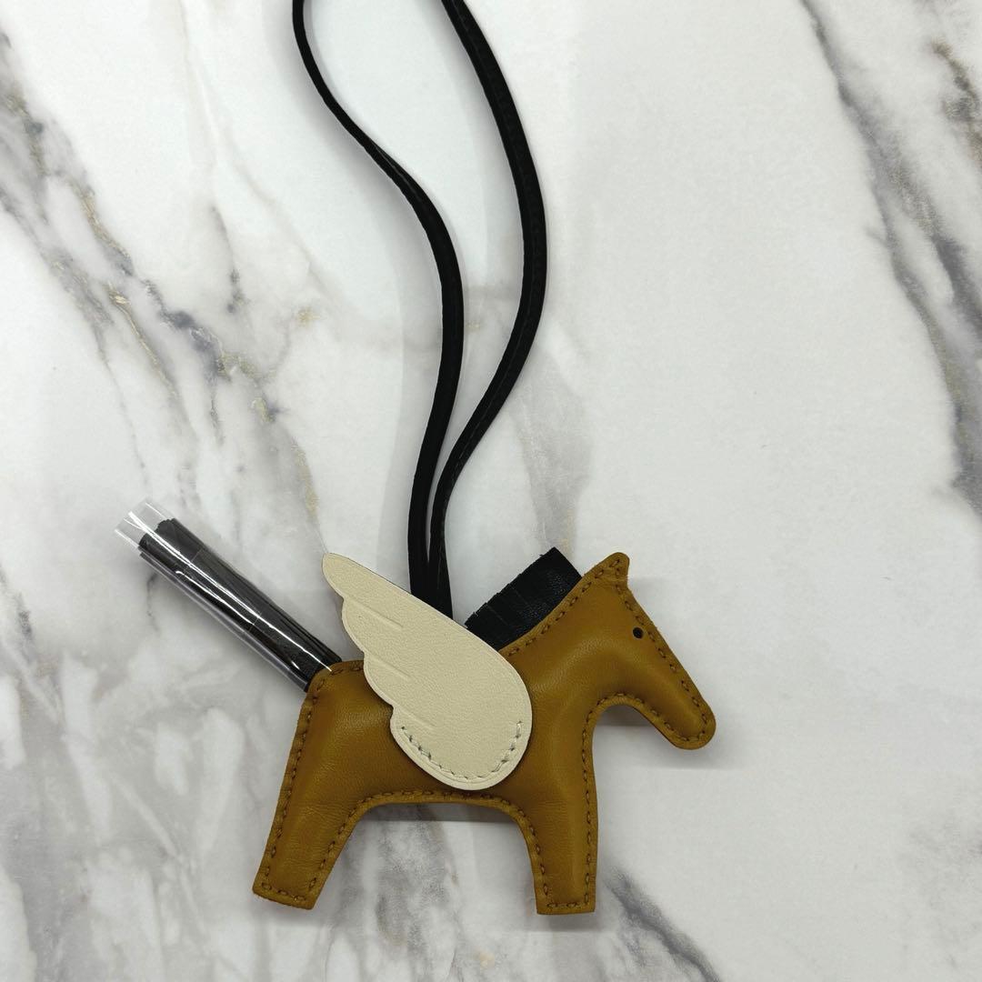 【年末セール】31日まで 未使用品 エルメス ロデオペガサス PM茶色系 Z刻印