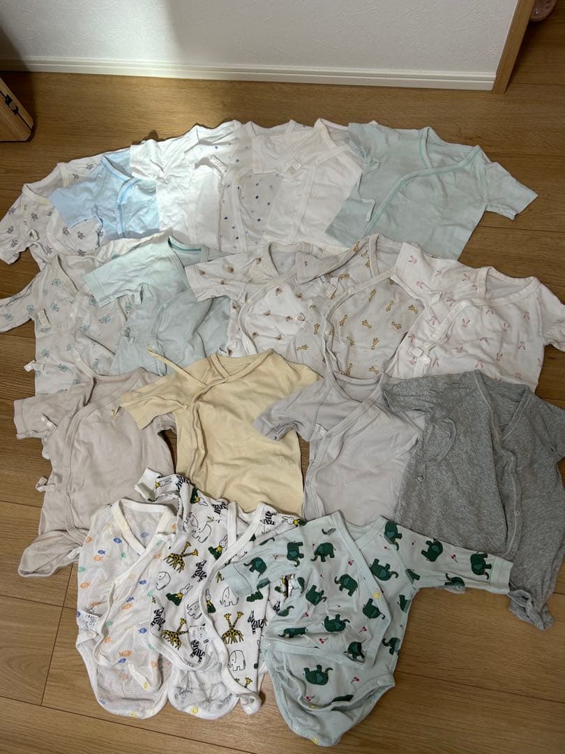 赤ちゃん用品　まとめ売り【スリーパー付き】