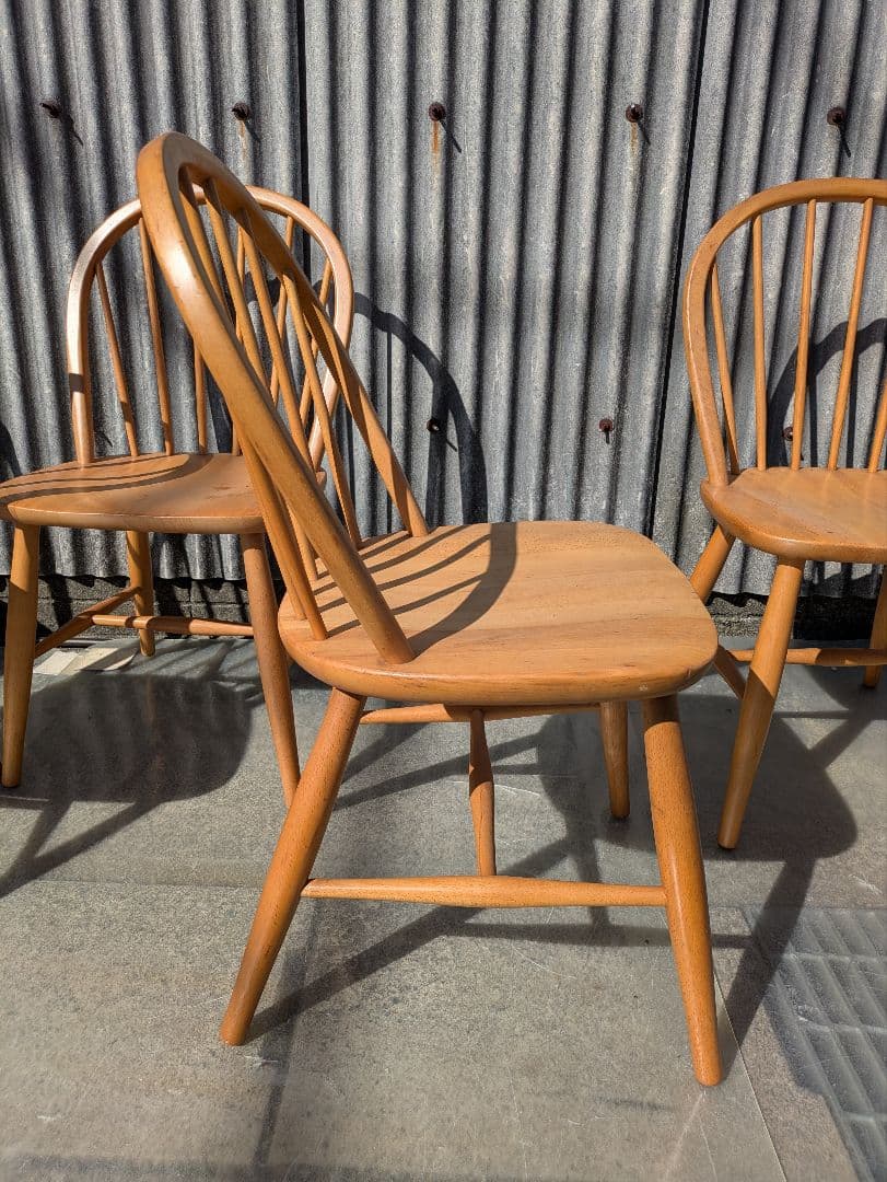 ヴィンテージ　飛騨産業ウインザーチェア①　キツツキ