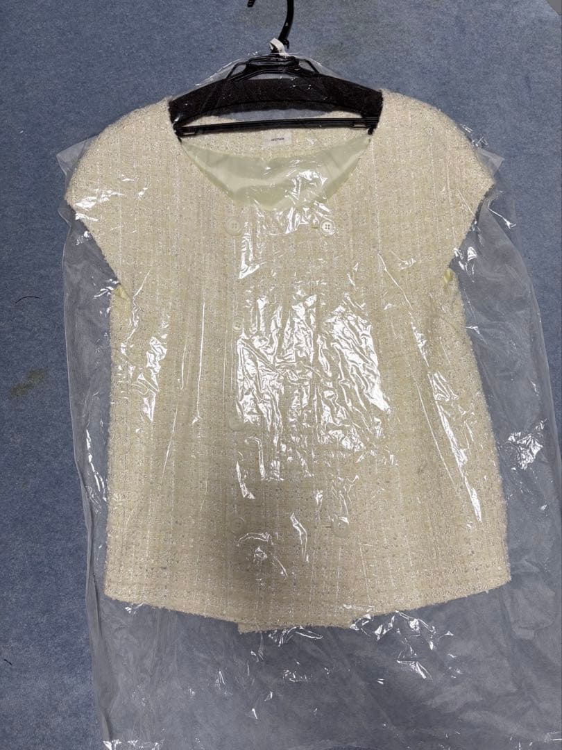 値下げcccmalie シーマリ　ツイード半袖　ホワイト