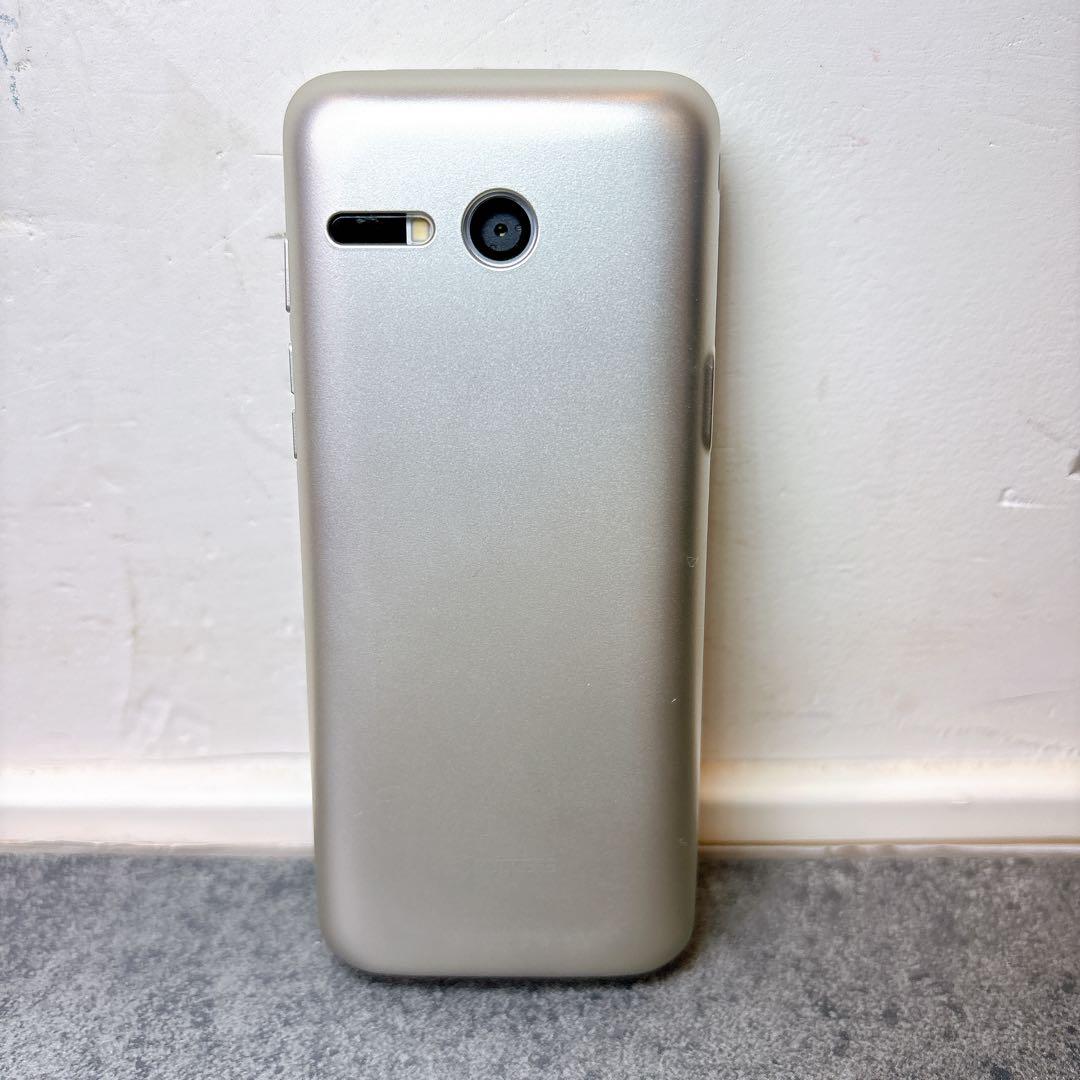 極美品 KYOCERA 京セラ KYF43 かんたんケータイ ガラケー ゴールド