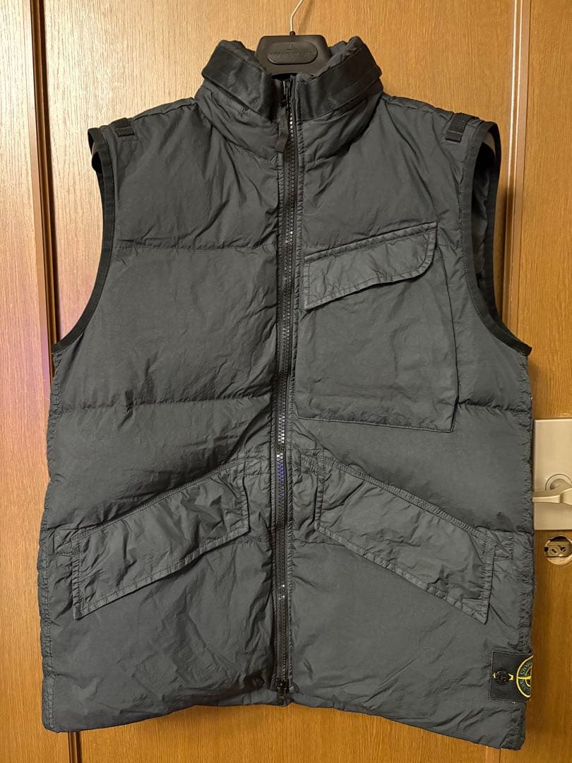 Mサイズ STONE  ダウンベスト ブラック
