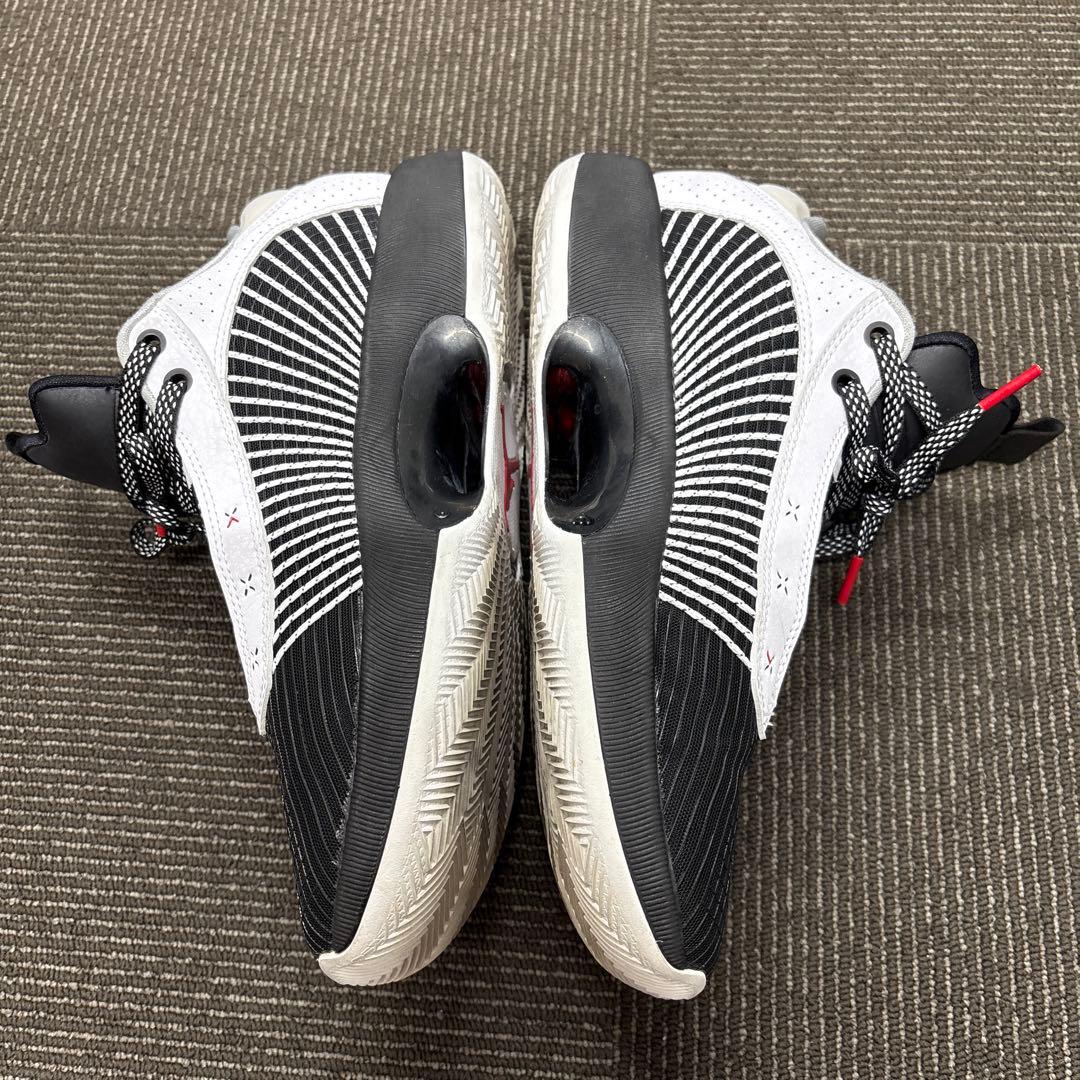 エアジョーダン2足。サイズUS9 27.0cm