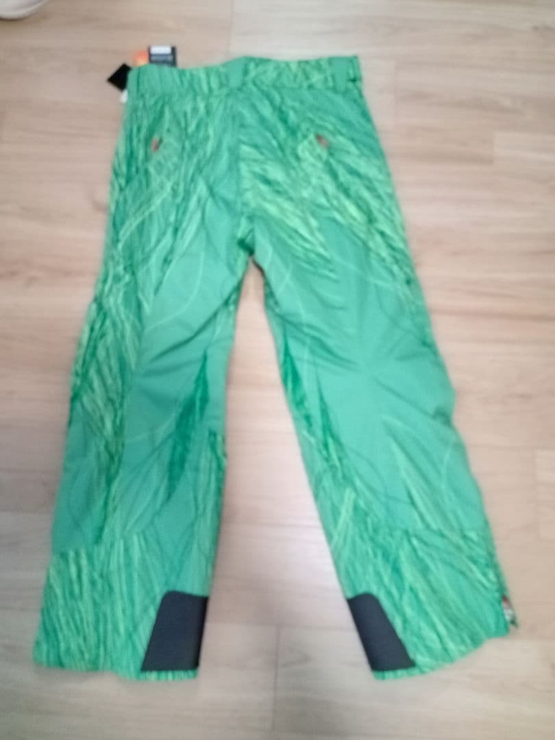 デサントメイトスキーパンツ　L 新品タグ付き