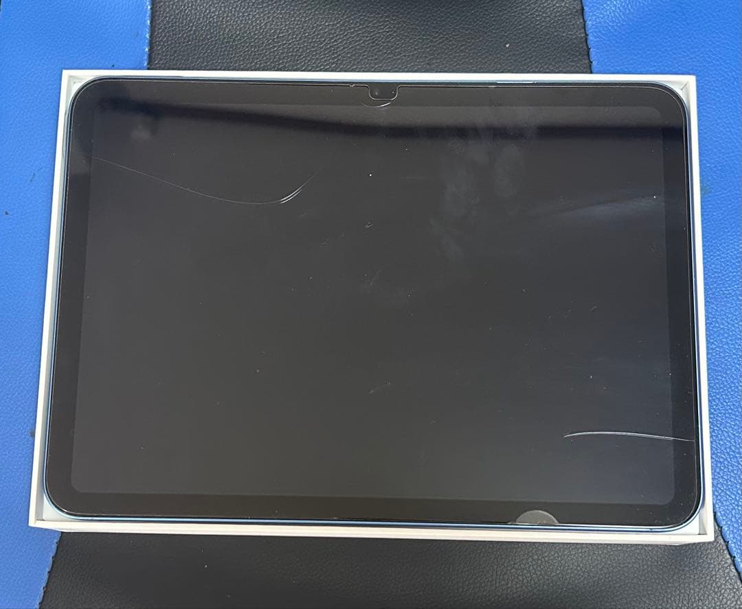 Apple iPad 第10世代 ブルー　64GB