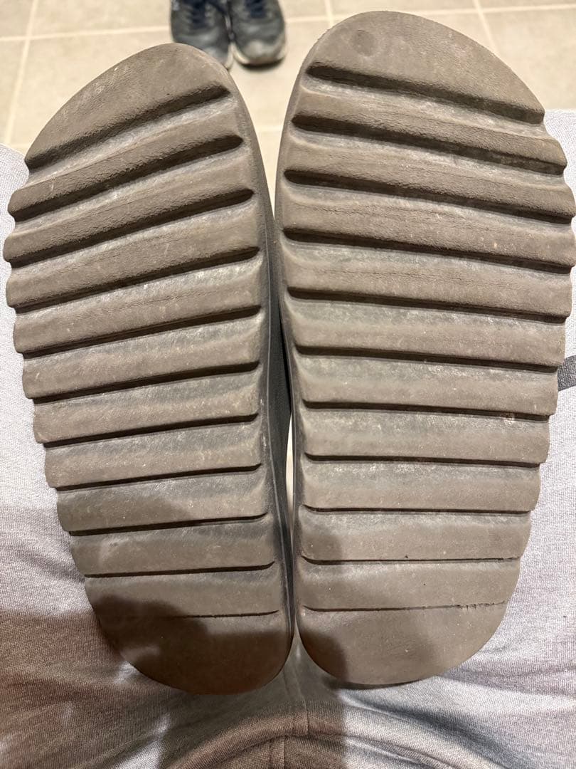 YEEZY SLIDE ONYX イージー スライド サンダル オニキス