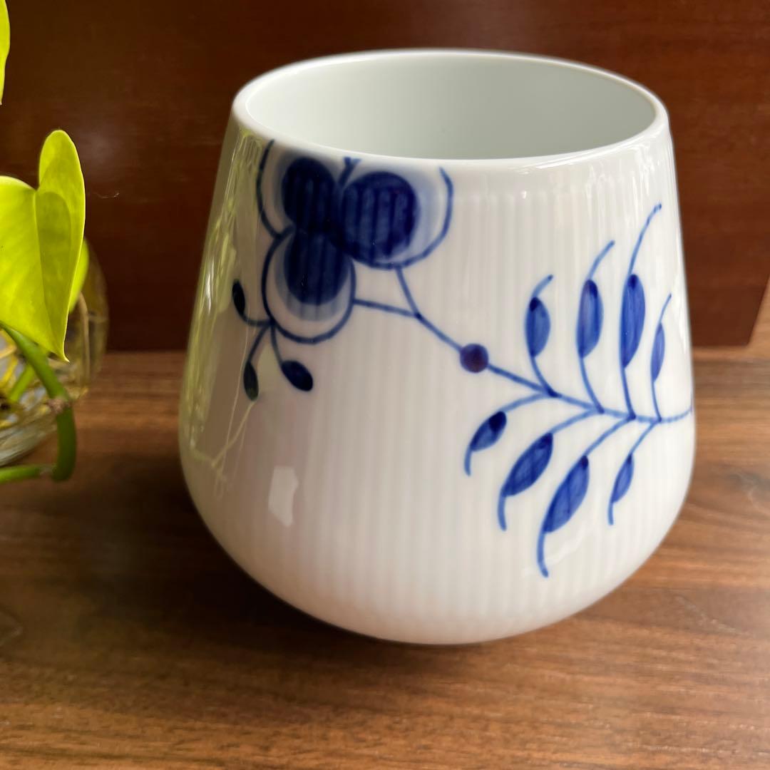 あ*ず様 ロイヤルコペンハーゲン　フラワーベース　未使用　Ｍサイズ