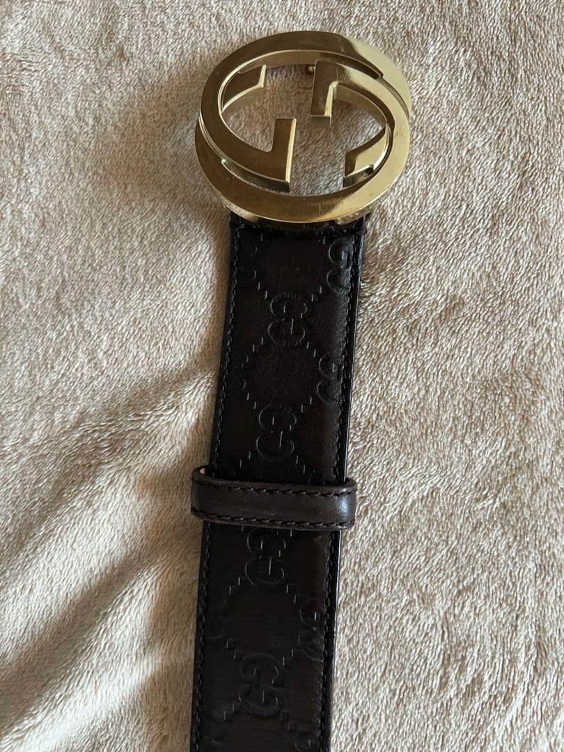 GW中お値下げ中!GUCCI ブラウンレザーベルト ダブルGロゴ